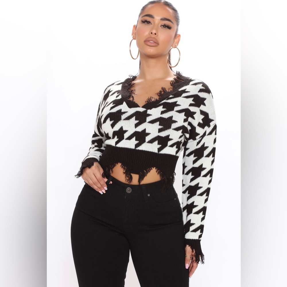 Look for me Distressed Sweater